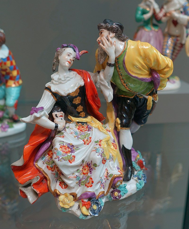 800px-Pantalone_with_an_actress,_Johann_Joachim_Kaendler,_Meissen_Porcelain_Factory,_c._1741,_hard-paste_porcelain_-_Wadsworth_Atheneum_-_Hartford,_CT_-_DSC05319